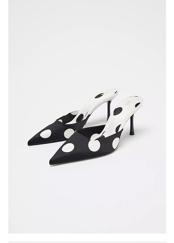 Puantiye Desenli Tokalı Stiletto