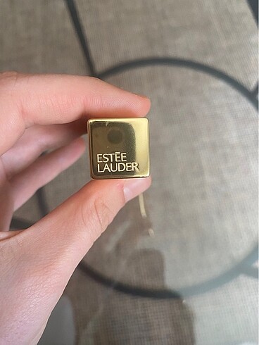  Beden Estee lauder ruj