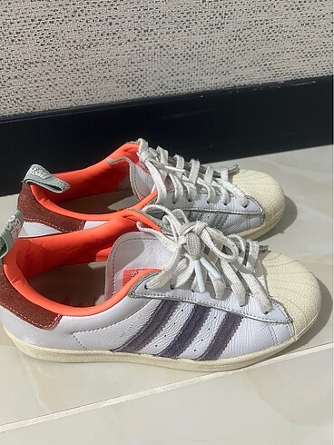 Adidas superstar