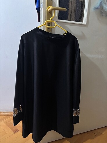 Diğer Pul detaylı bluz tunik