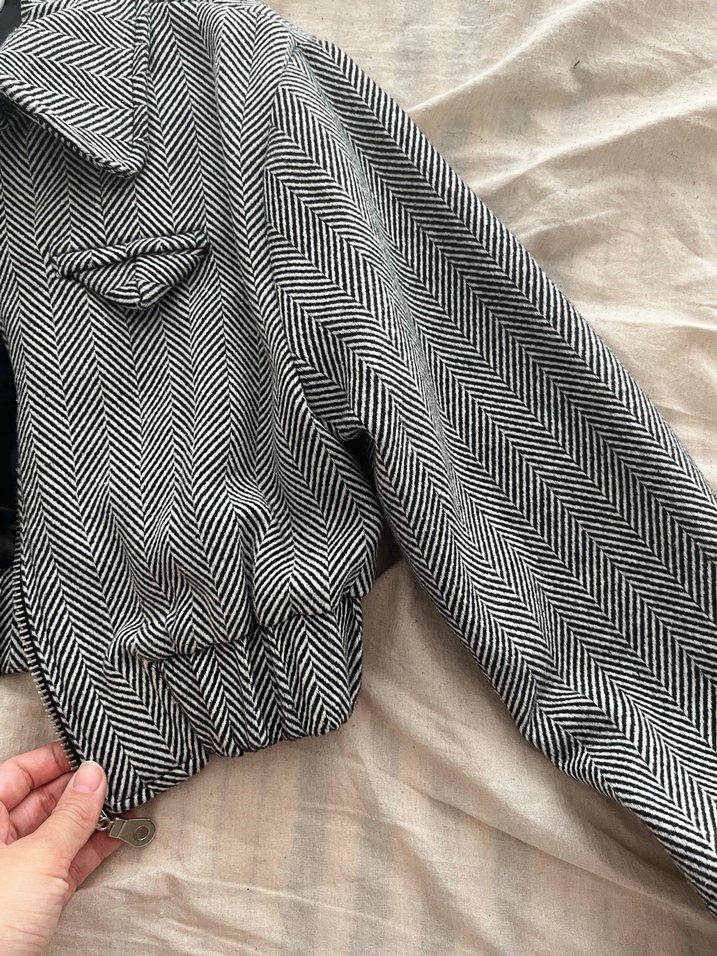 Zebra Desenli Kısa Gri Kadın Ceket - Görsel 4