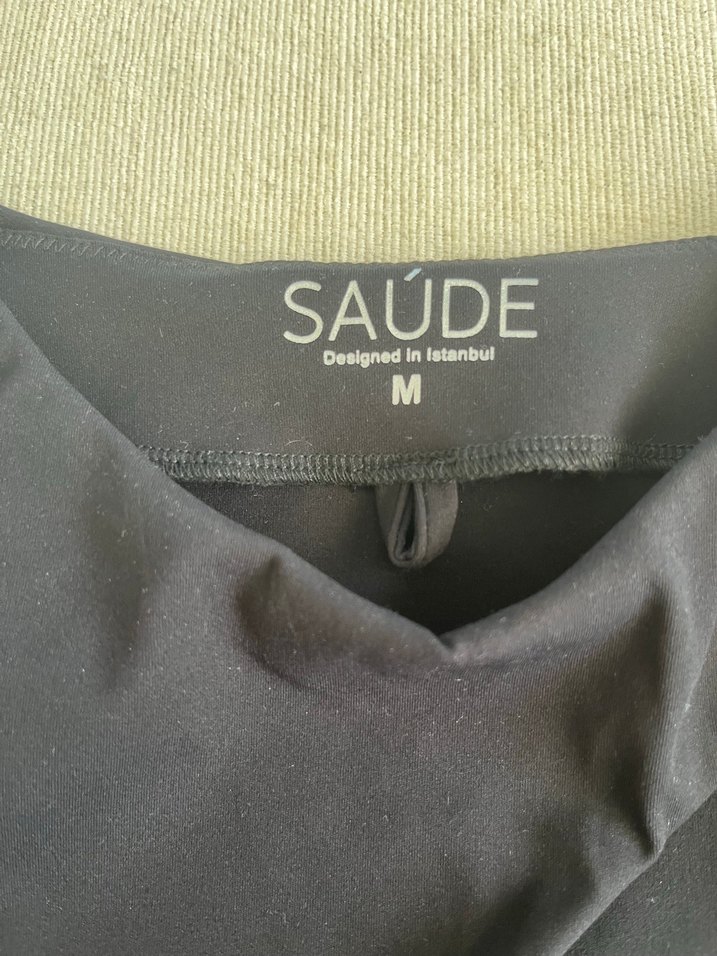 Siyah V Yaka Uzun Kollu Spor Üst - Görsel 5