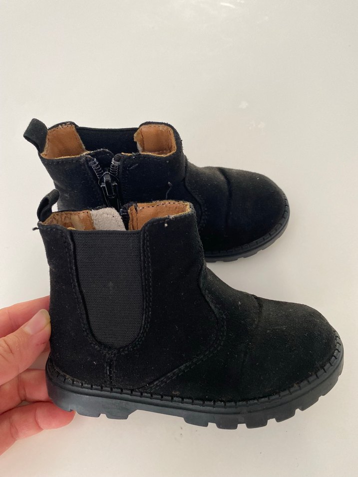 Çocuk Siyah Süet Tokalı Bot - Görsel 2