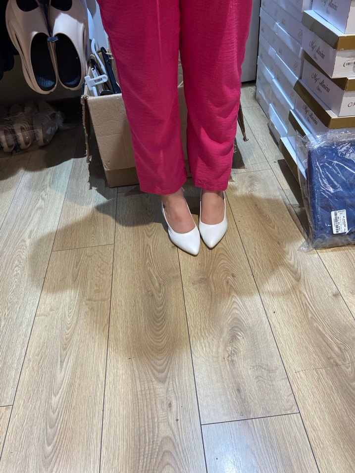 Beyaz Bağcıklı Stiletto Topuklu Kadın Ayakkabı - Görsel 3