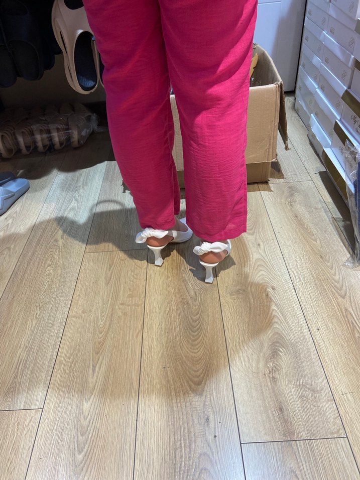 Beyaz Bağcıklı Stiletto Topuklu Kadın Ayakkabı - Görsel 4