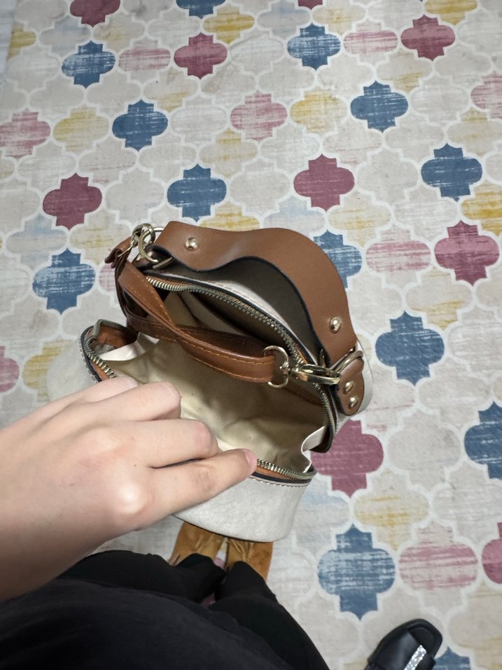 Bej Yuvarlak Deri Kadın Çanta - Görsel 5