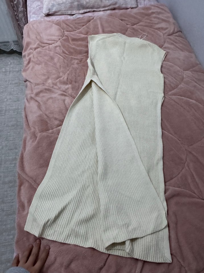 Bej Uzun Örgü Kadın Süveter - Görsel 3