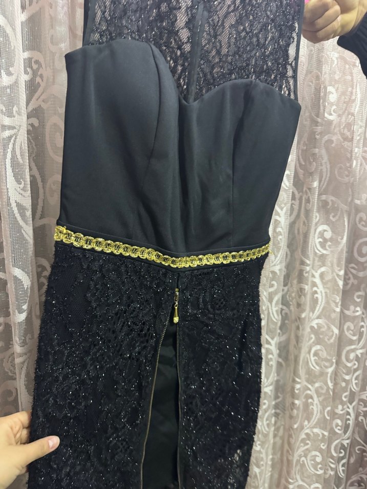 Siyah Dantel Detaylı Uzun Kadın Abiye Elbise - Görsel 4