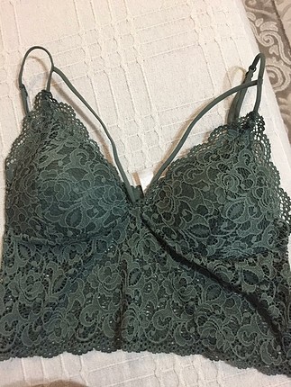 yeşil renkli bralet