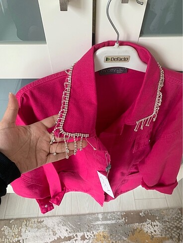Zara Pembe taşlı kot ceket