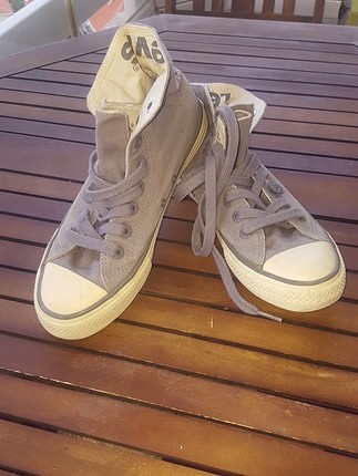 38 numara converse tarzında levi's