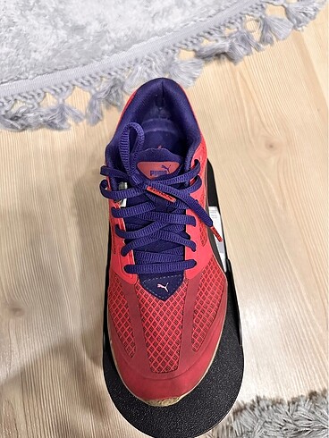 37 Beden Puma Spor Ayakkabı