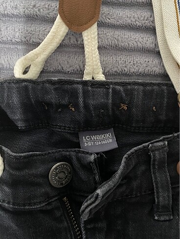 LCW erkek çocuk pantolon