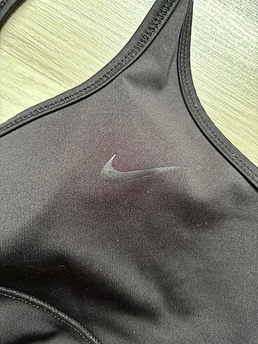 m Beden siyah Renk Nike spor sütyeni