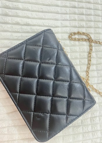 Siyah Deri Zincir Askılı Kadın Çanta - Görsel 4