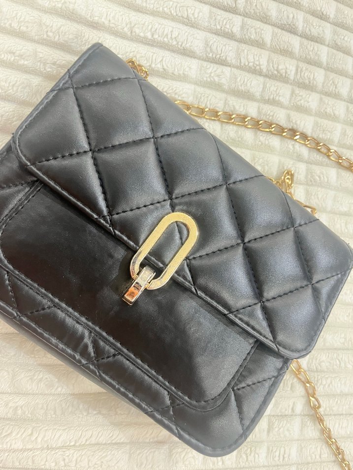 Siyah Deri Zincir Askılı Kadın Çanta - Görsel 3