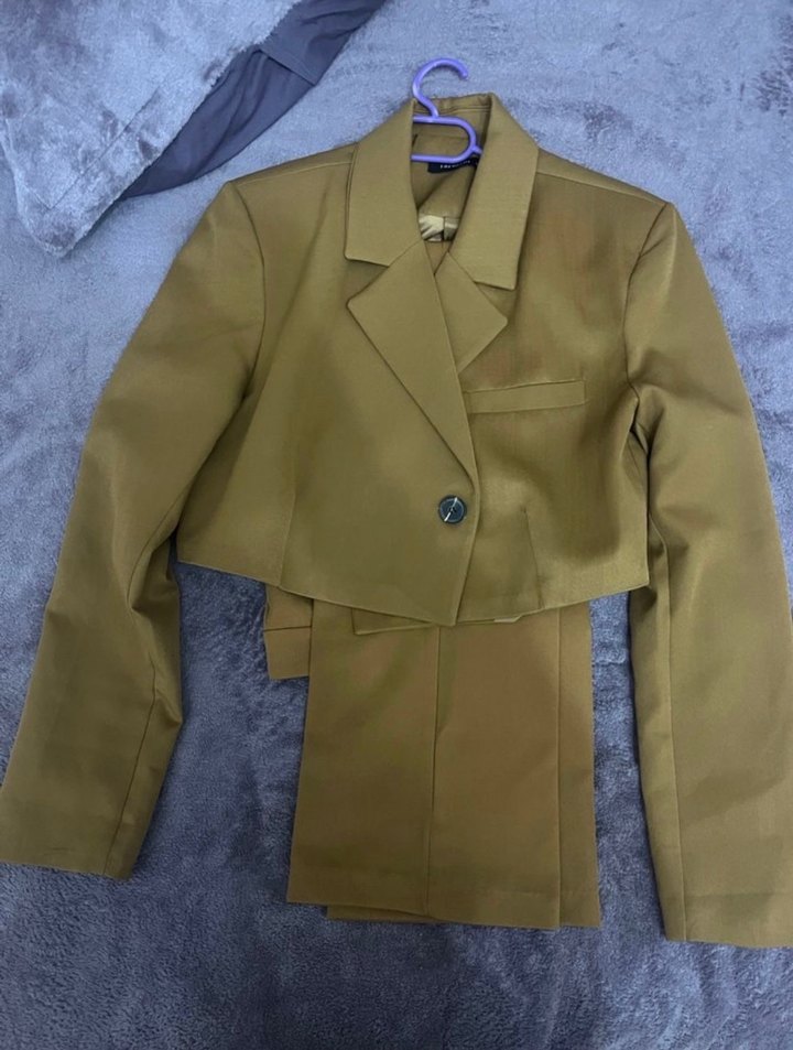 Düğmeli Kahverengi Kadın Blazer takım - Görsel 4