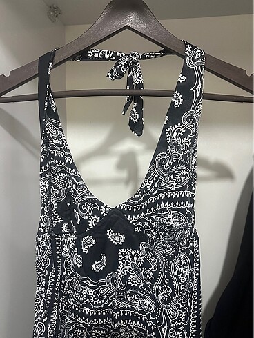 Bershka Elbise
