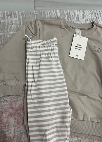 H&M Bej Bebek İkili Sweatshirt ve Tayt Seti - Görsel 4