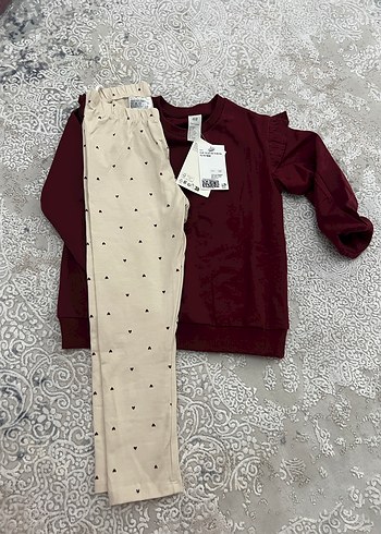H&M Bordo Fırfırlı Sweatshirt ve Desenli Tayt Seti - Görsel 6