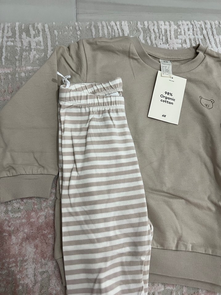 H&M 2 Parçalı Bej Bebek Takımı - Görsel 2