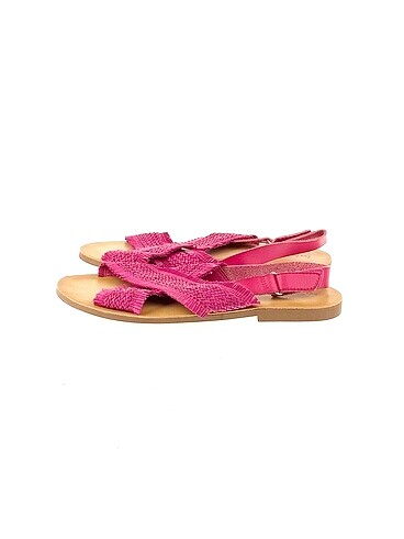 Zara Sandalet %70 İndirimli.