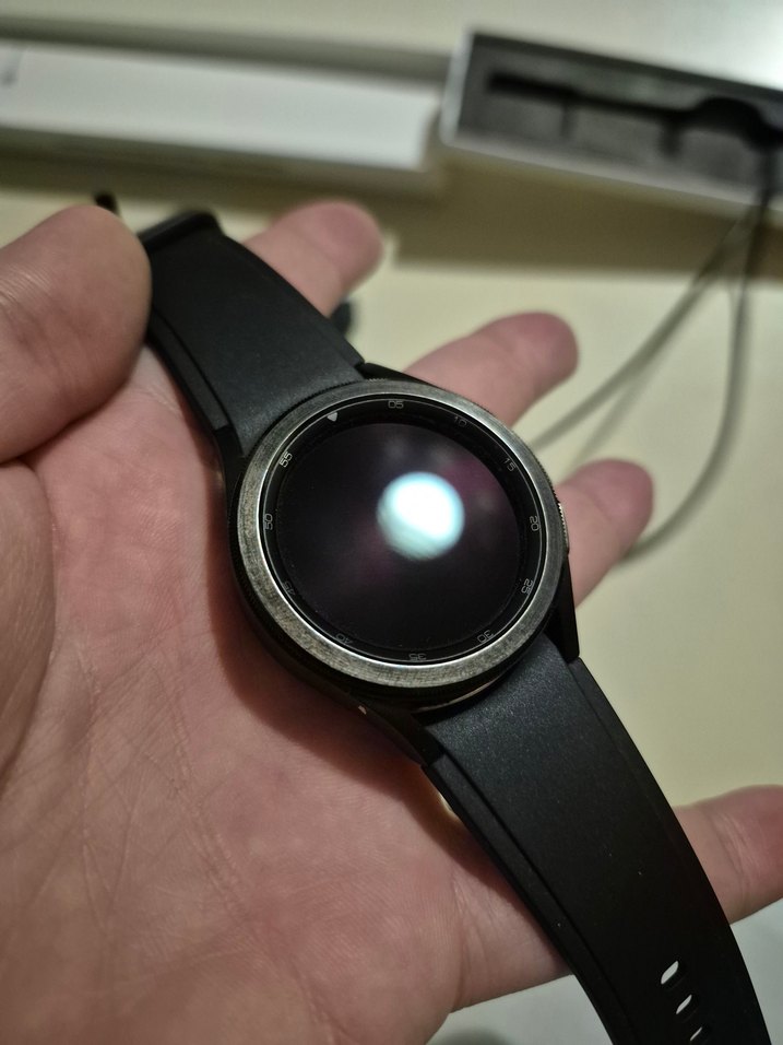 Samsung Galaxy Watch 4 Classic 42mm - Görsel 2