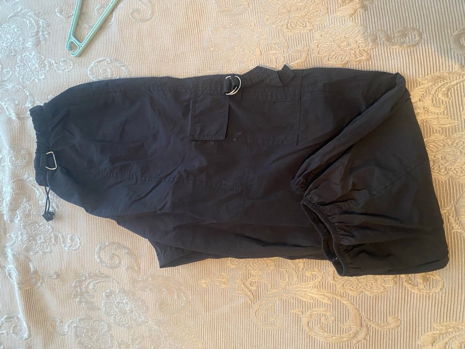 Kadın Siyah Kemerli Bol kesim paraşüt kumaş pantolon - Görsel 3