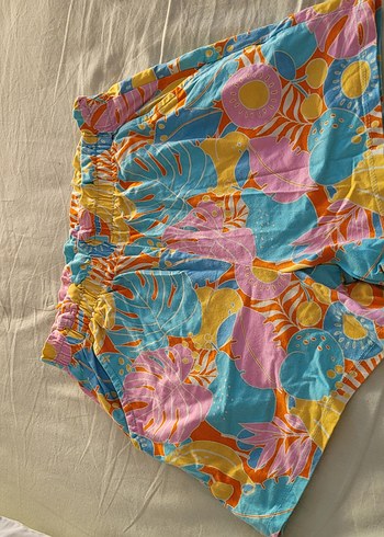 Renkli Desenli Mini Şort - Görsel 2