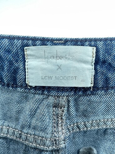 40 Beden mavi Renk LC Waikiki Jean / Kot %70 İndirimli.