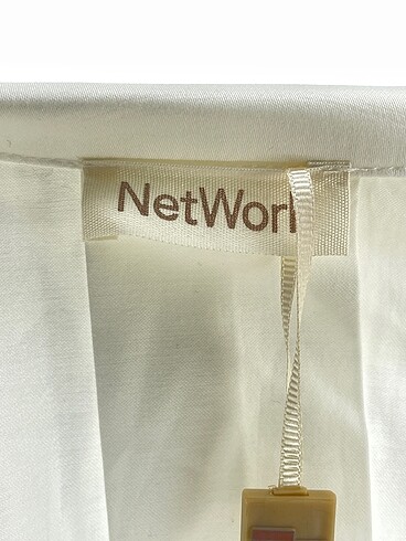 36 Beden beyaz Renk Network Uzun Elbise %70 İndirimli.
