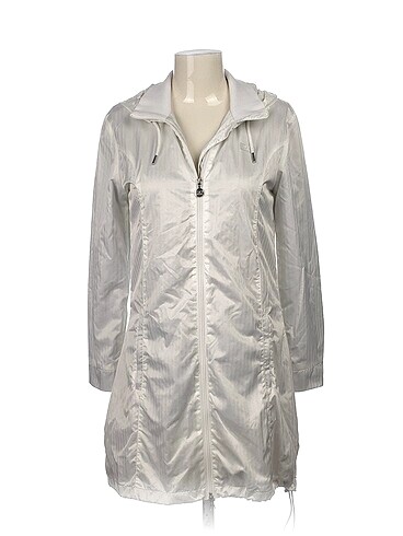 Armani Spor Dış Giyim %70 İndirimli.