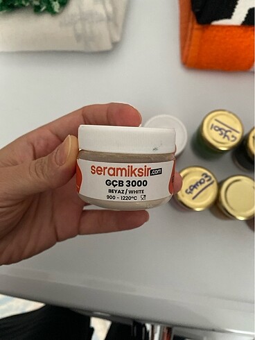  Seramik boyası