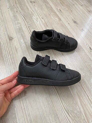 Adidas Adidas çocuk ayakkabısı