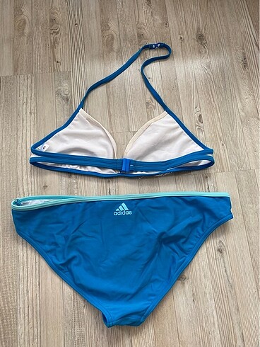 42 Beden beyaz Renk Adidas bikini takımı