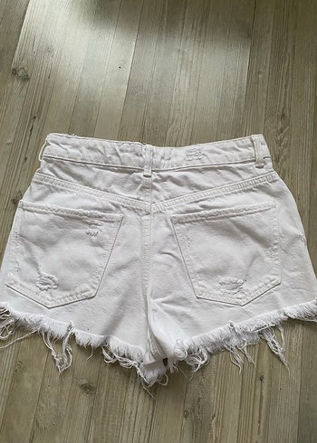Beyaz Yırtık Mini Kot Şort zara - Görsel 3
