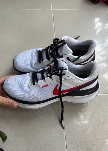Nike Beyaz Spor Ayakkabi