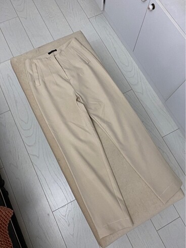 Trendyolmilla krem kumaş pantolon