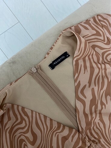 Trendyol & Milla Trendyolmilla zebra desen elbise