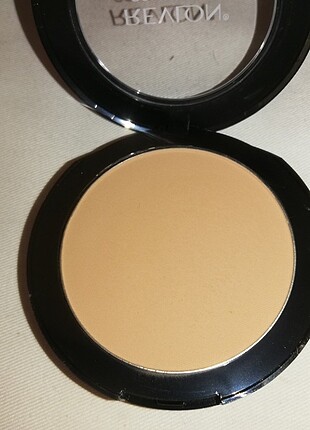 Revlon pudra 