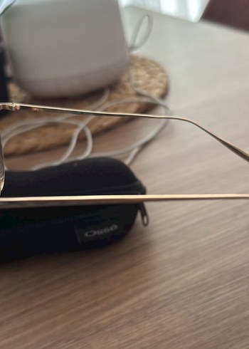 Bej Parlak Kadın Güneş Gözlüğü - Görsel 2