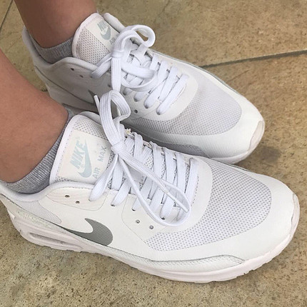 39 Beden beyaz Renk Nike air max beyaz spor ayakkabı