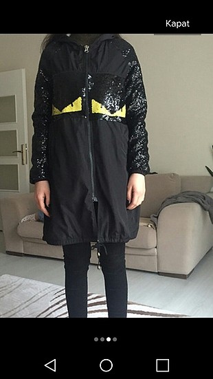 Bershka yağmurluk