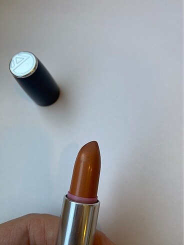 Avon Avon apricot freeze ruj