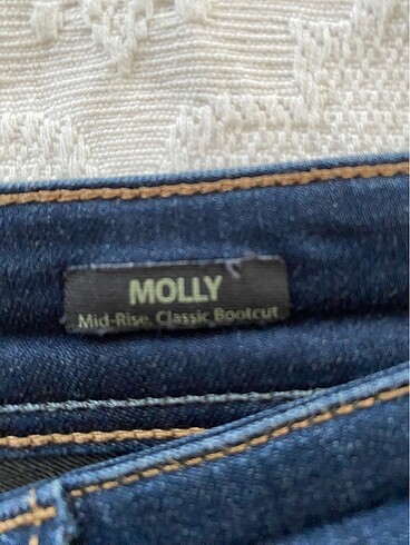32 Beden Mavi jeans