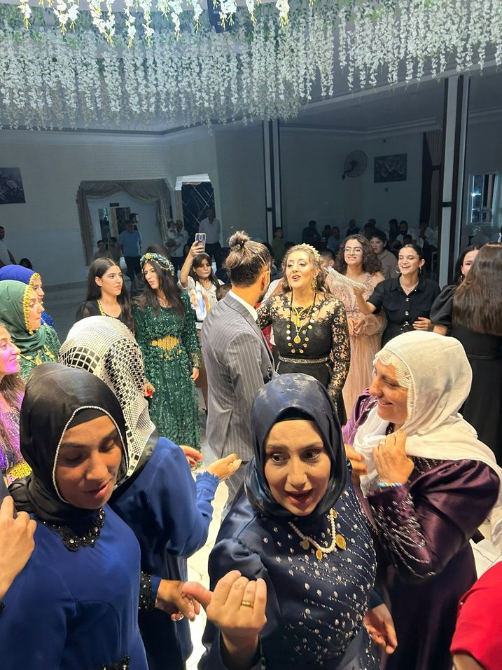 Uzun Siyah Gotik Straplez Kadın Elbise - Görsel 4