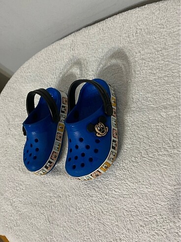 17 Beden mavi Renk Çocuk crocs