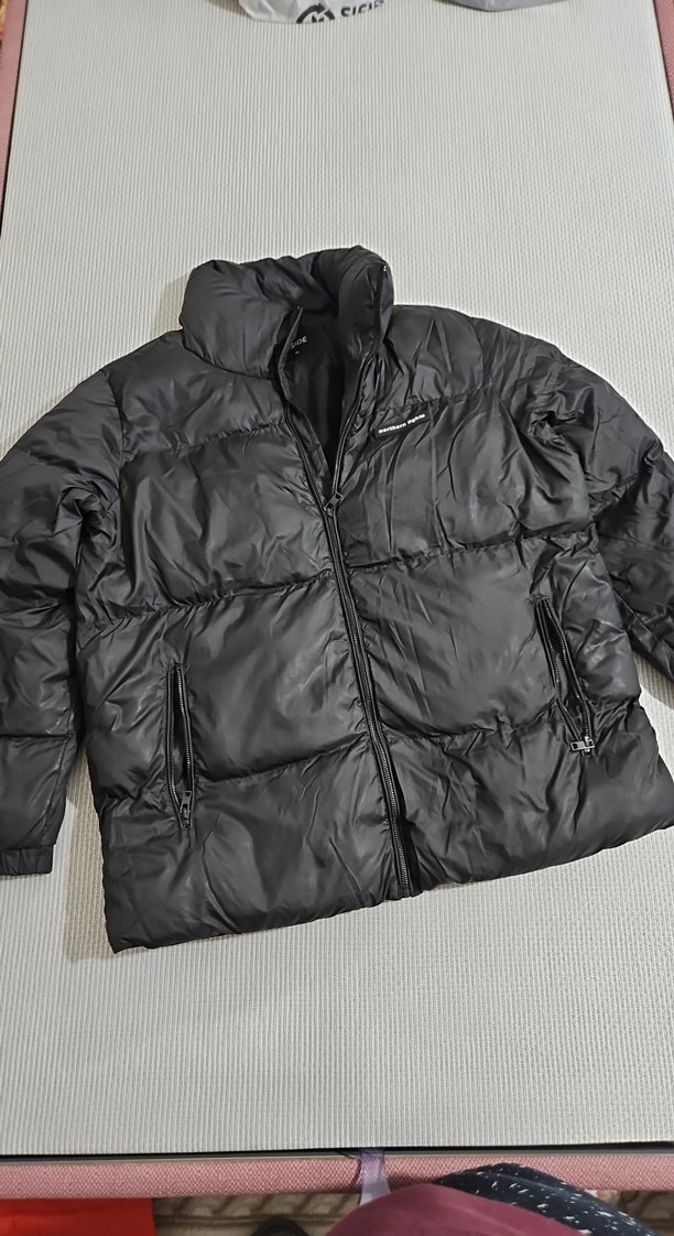 Siyah Kadın Kışlık Mont - Görsel 3