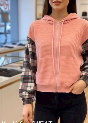 Kapüşonlu, Örgü Detaylı Pembe Sweatshirt