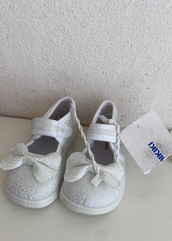 LC Waikiki LCW STEPS Beyaz Kız Bebek İlk Adım Ayakkabısı